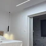 Dine Hotel *