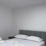 Dine Hotel
