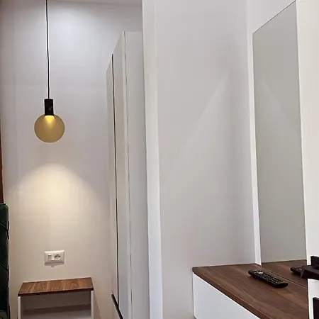 Отель Dine Химара