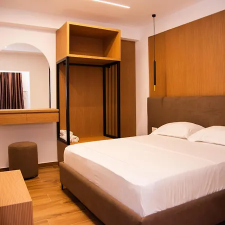 Hotel Dine Himarë